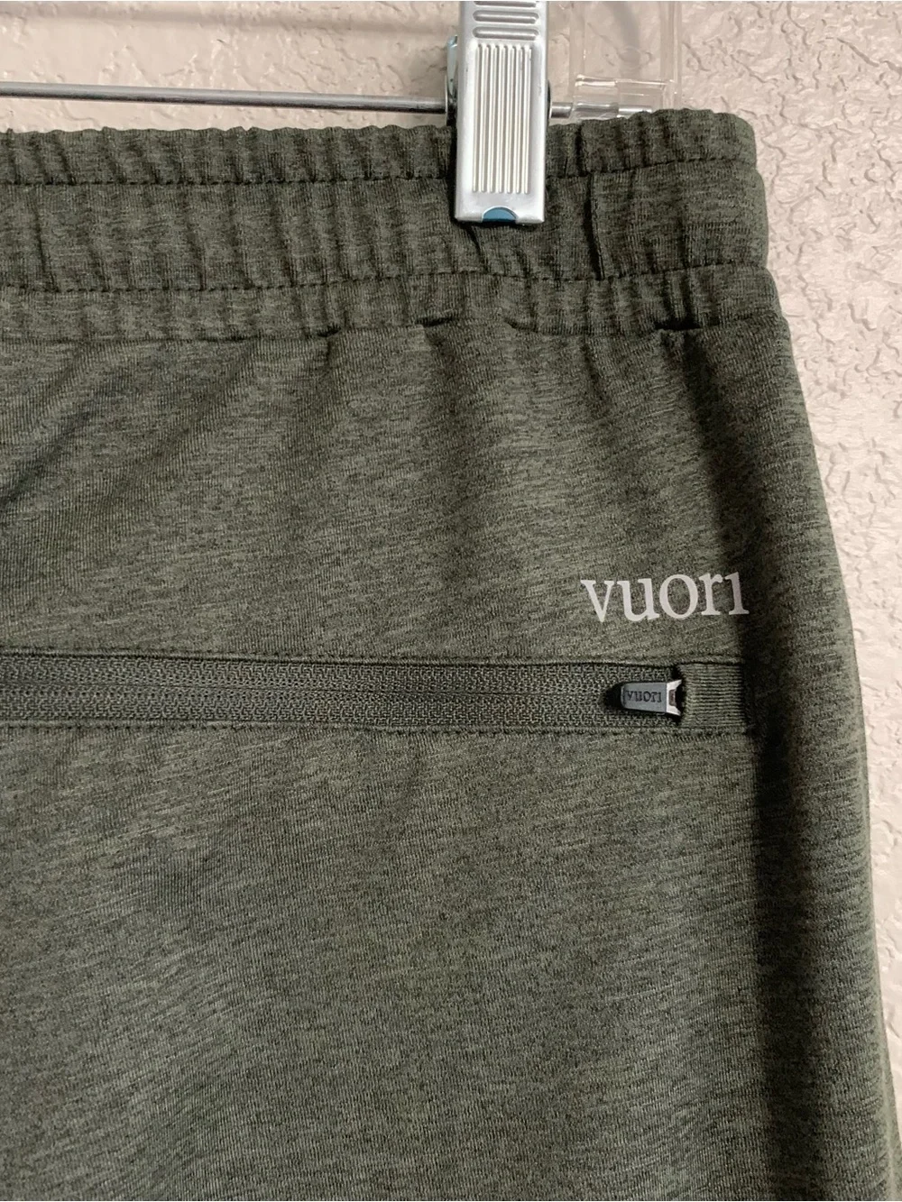 Vuori Sunday Performance Jogger Pants Mens M 28” Drawstring Active Gym V416 - Picture 7 of 9